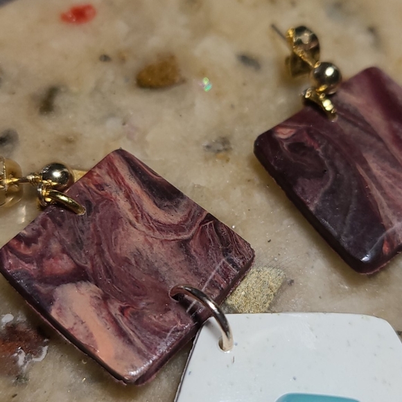 Geometric Earrings - Picture 5 of 10